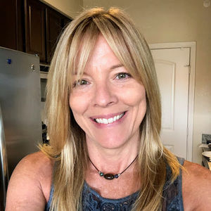 Meet your Posher, Lesa